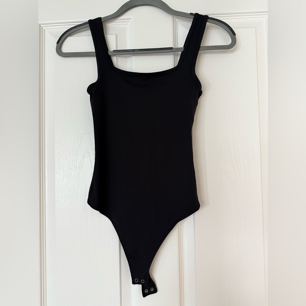 NWOT Abercrombie & Fitch Soft Matte Seamless Square Neck Bodysuit, Black, XS